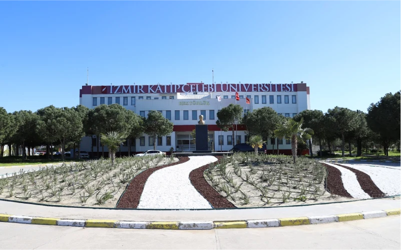 دانشگاه ازمیر کاتب چلبی (İzmir katip çelebi)